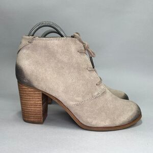 Toms Women's Size 8 Lunata Tan Suede Lace Up Ankle Boots